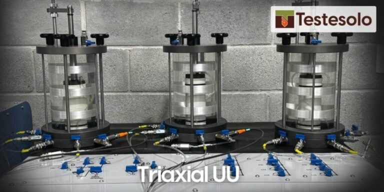 Ensaio Triaxial UU e Sua Importância na Engenharia Geotécnica